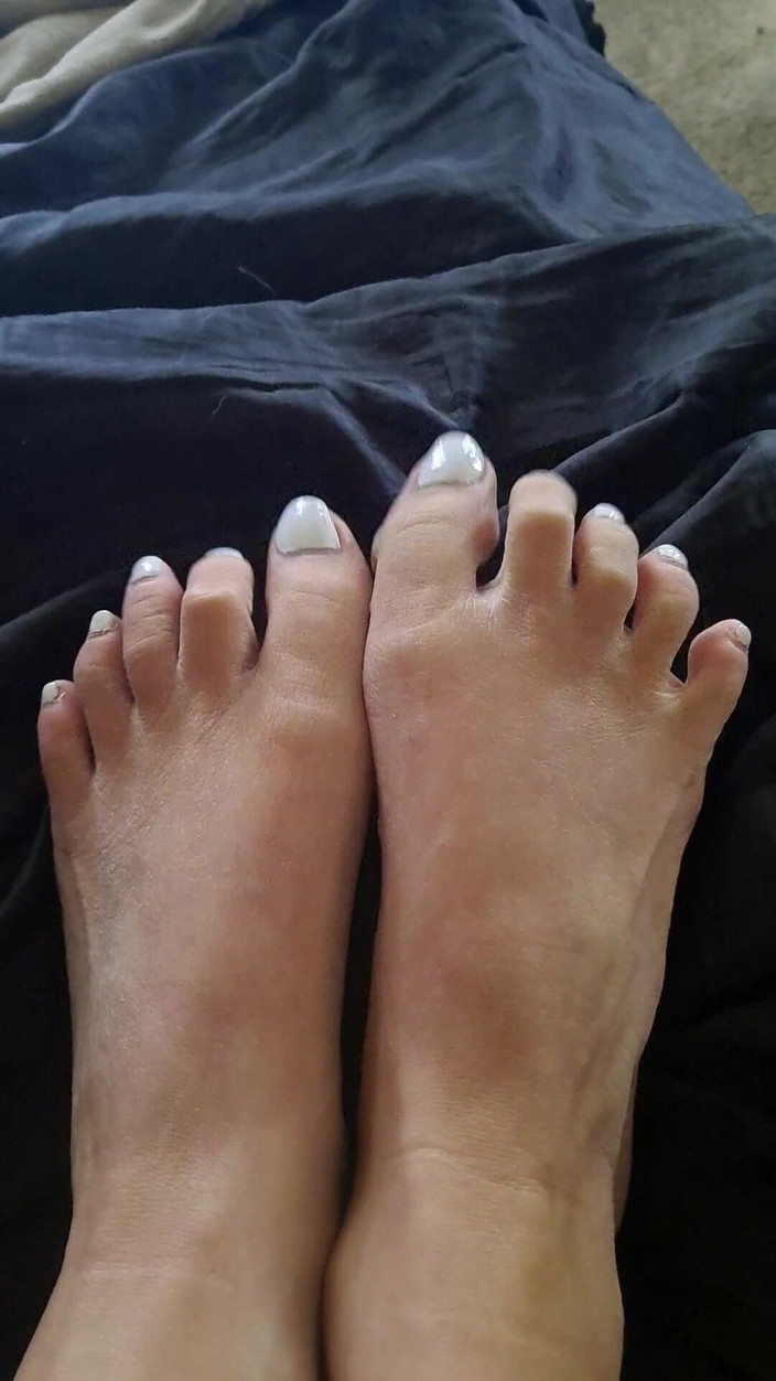 Naughty alchemy: Bahan Edging Terbaik untuk Pemuja Kaki