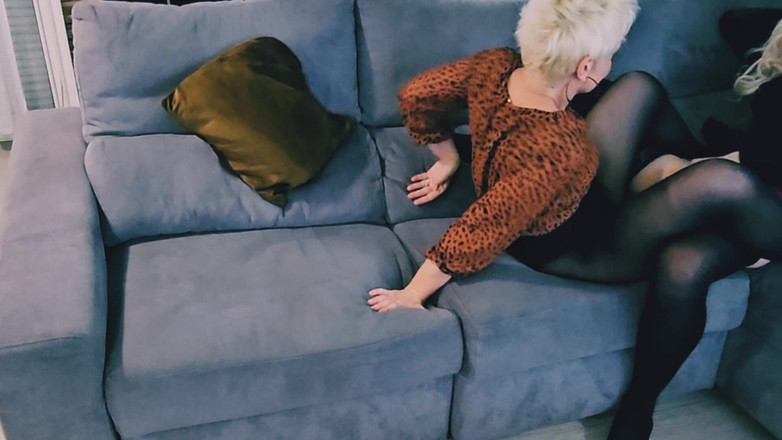 Nady-So: O smulg lipicioasă pentru a mă juca mai bine cu...