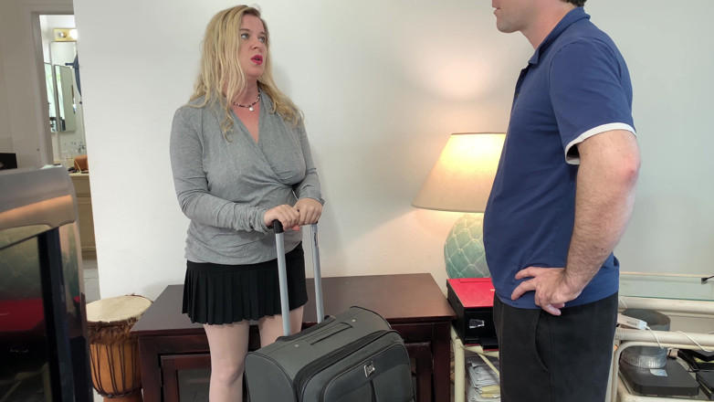 Erin Electra: Stepdad Pumps Stepdaughter's Pussy Full of Cum After Cuming in...