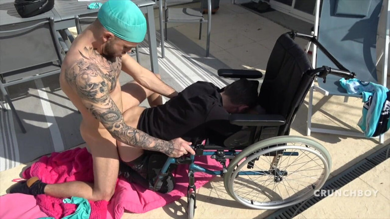 Pigs dudes bareback club: Nick Spears scopata crudo da Kevin David