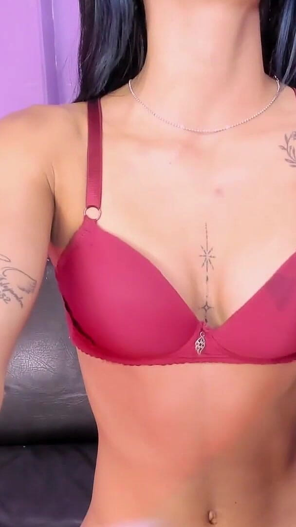 Lesbian Friends: 女同性恋用双头假阳具做爱