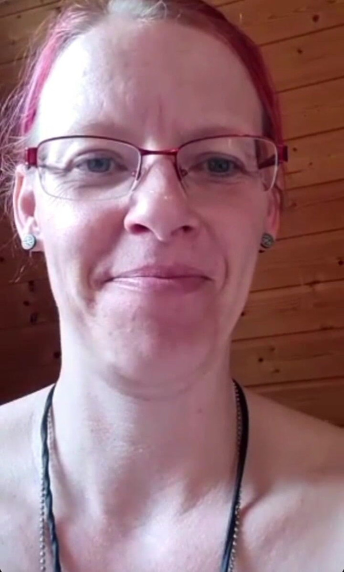 KittieNoOne: Развлечение с анальным плагом