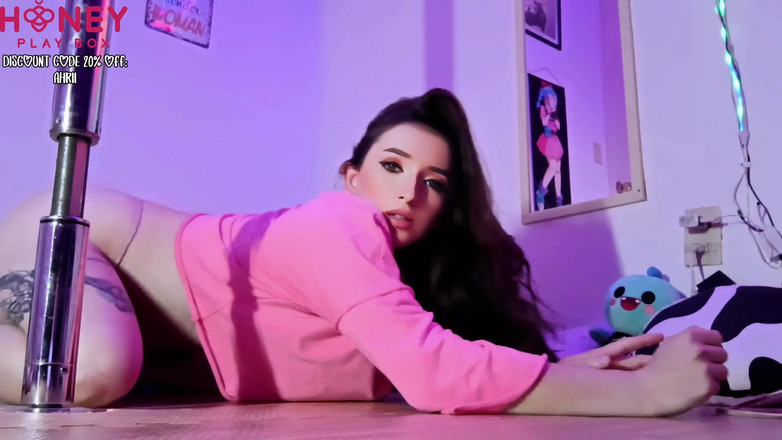 Candy Camille: Stříkající camshow