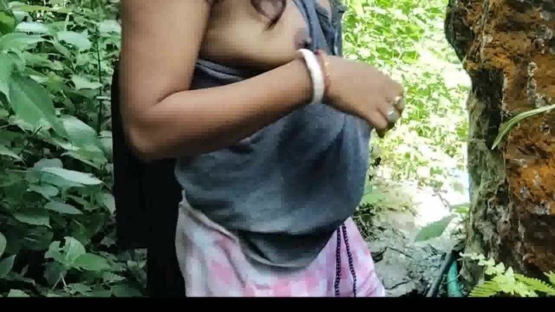 Uttar dinajpur: 인도 마을 의붓여동체 Jangel Me Mangal 야외 섹스