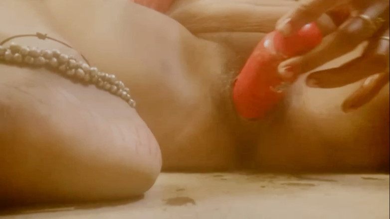 jayabhabhi: Desi Village Step Sister Powder Ke Dabba Se Pura Paani...