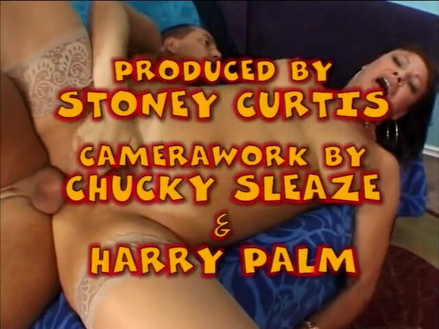 EuroHClub: Blonde cougar slet eet sperma na hete pikactie