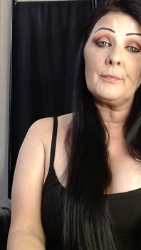 MILFka zívá