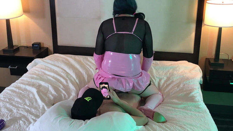 Jake Grand the man: Mujer trans en castidad follada duro - compilación 9