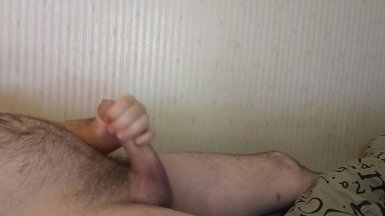 Uhri: Masturbace při kocovině