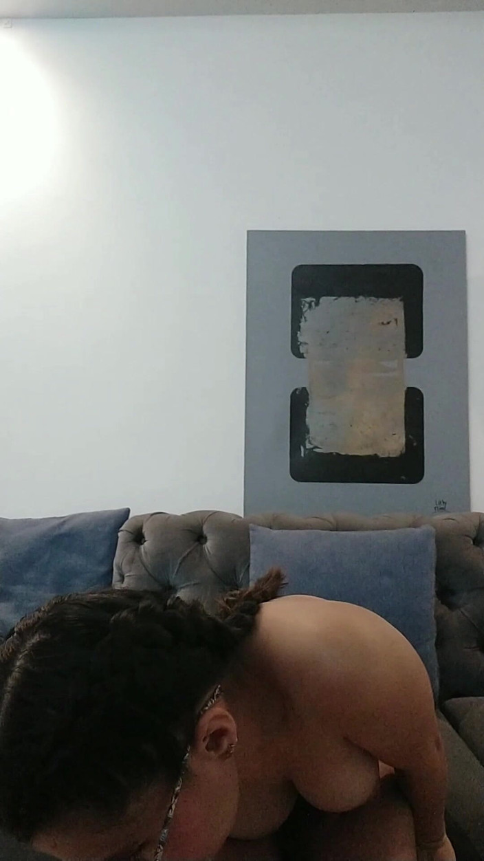 Tokio Borelle: 家P1で一人だから、犯されたい