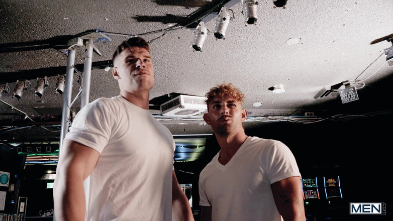 Men network: Men-banging His Bullseye - Malik Delgaty, Jackson Cooks