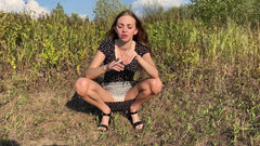AnnetMoroz: Fetish merokok dan Meludah