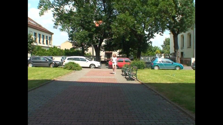 69 Italian District: Нимфоманки Материнство