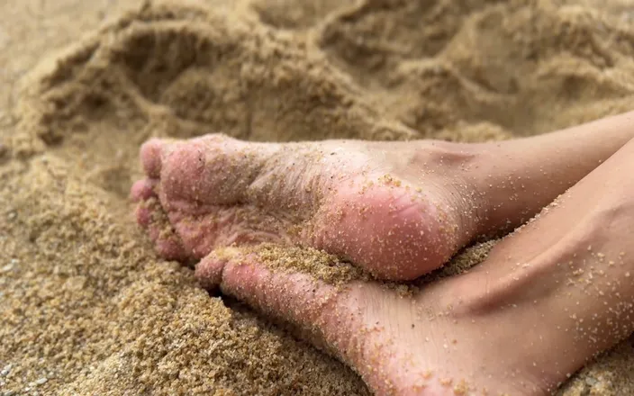 TenderMolly: Free!!! Beach Feet