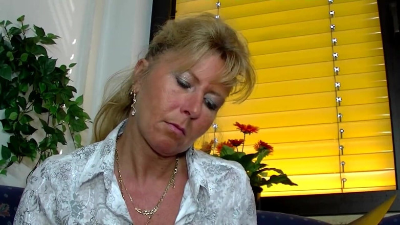 MMV films - The Original: Petra Wegat Fuori dai vestiti - VOL.#02 - (film completo)