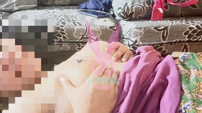 Lizzz melayu: Lydia Nadržená část 1