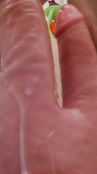 Mijn grote duble dildo masturberen - deel 2