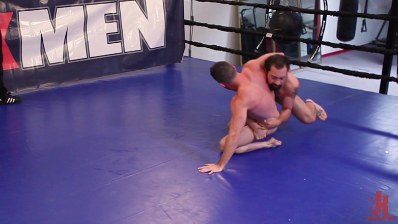 Kink Men Classics: Kombat goală: Dj versus Lance Hart