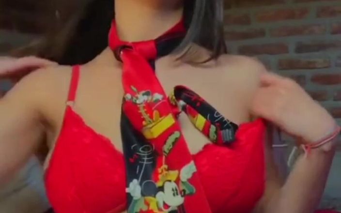 JovensitaHotxx: Schuluniform cosplay latina masturbiert hart und hat mehrere orgasmen, bis...