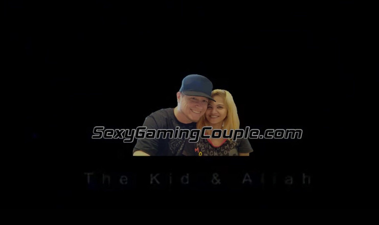 SexyGamingCouple: OMG her eyes LOL Peeing outside window