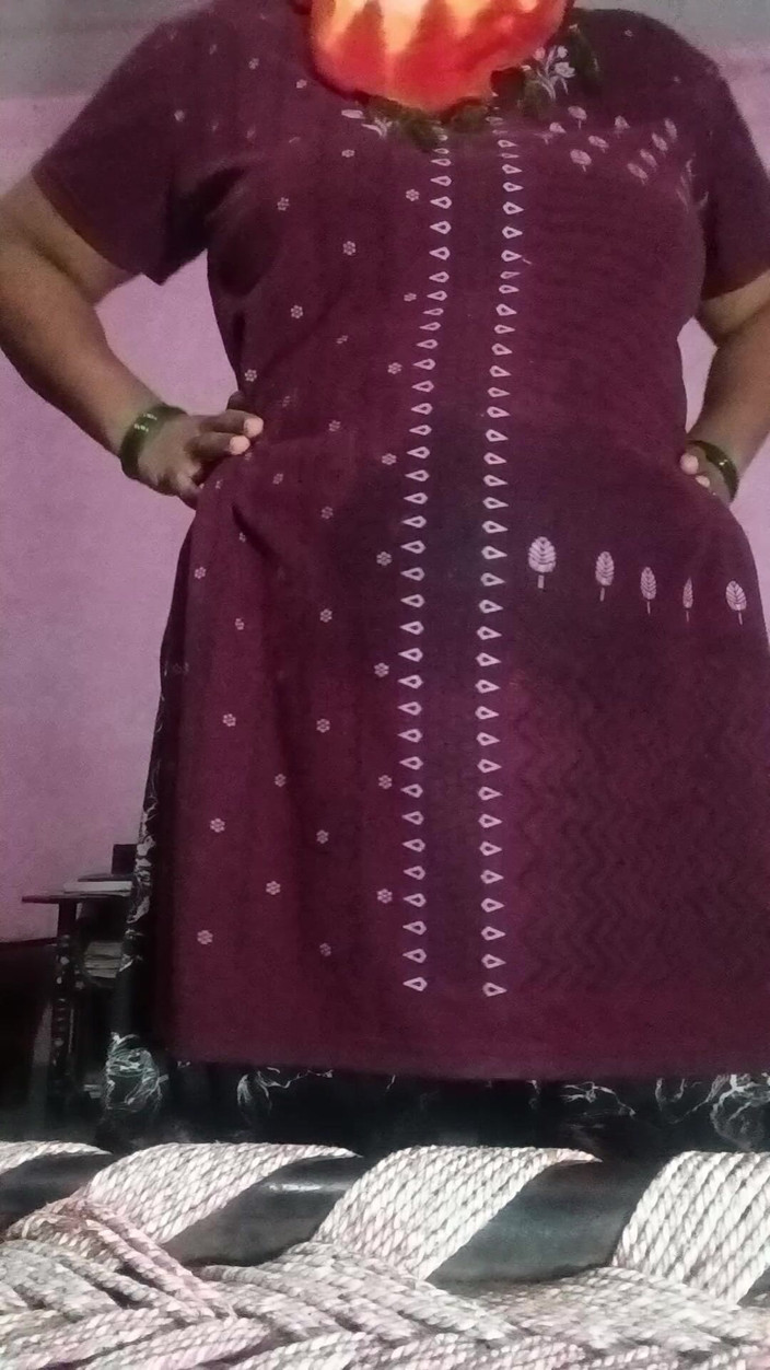 Dimple Romantic: Bhabhi Video