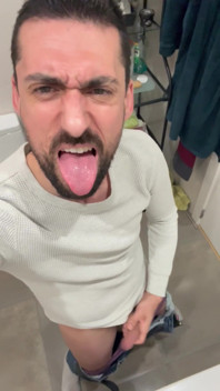 Stepdaddy Jerking off