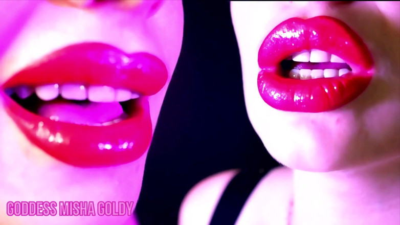 Goddess Misha Goldy: Nikdy nebudeš dost silný na to, abys řekl ne mým dokonalým...