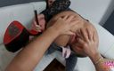 Aische Pervers: Prachtige Duitse babe krijgt haar kontgaatje geboord