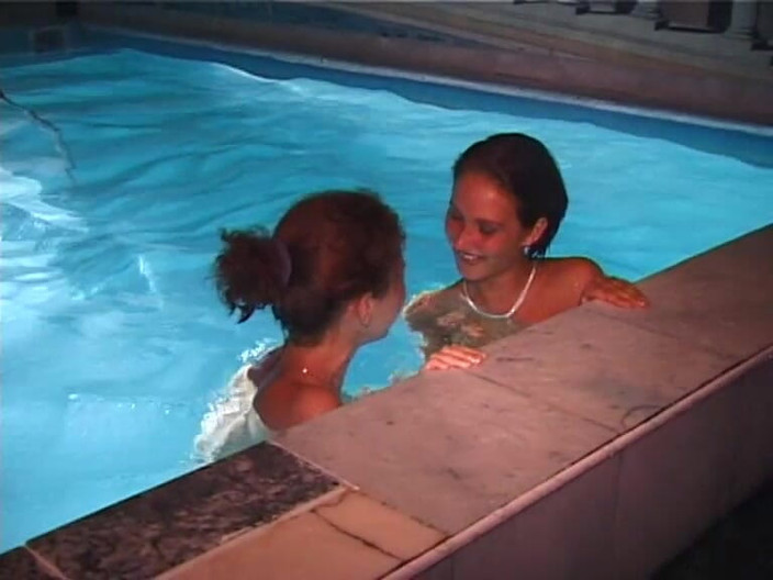 Lovekino: Vintage Redhead and Brunette Skinny Babes Showering Together