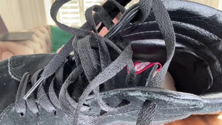 Miss Valentina: Stroke to My Sneakers