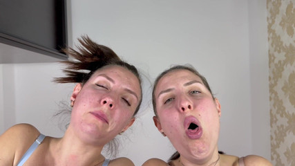 Hottie goddess: Слизь и взломать кашель в видео от первого лица