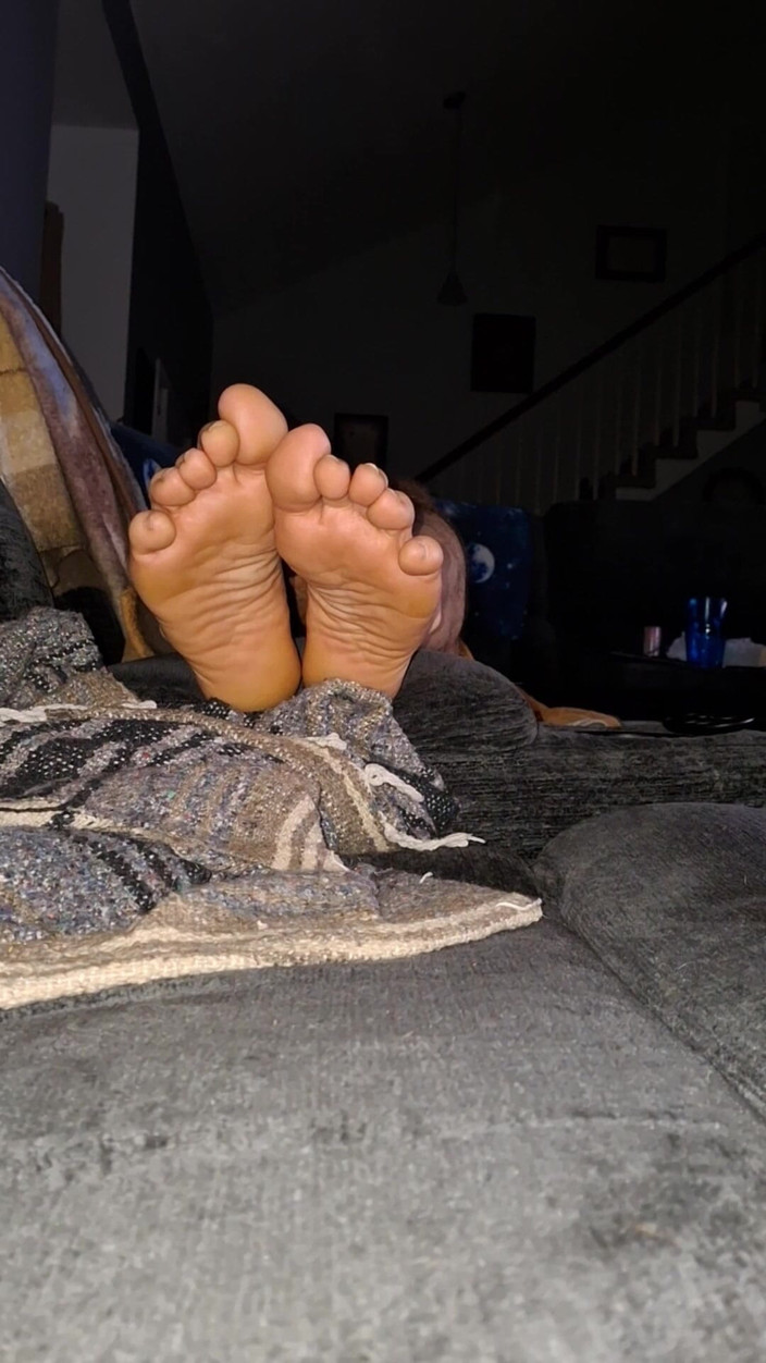 Midsouth Foot Fetish: Ich zeige meine nassen sohlen