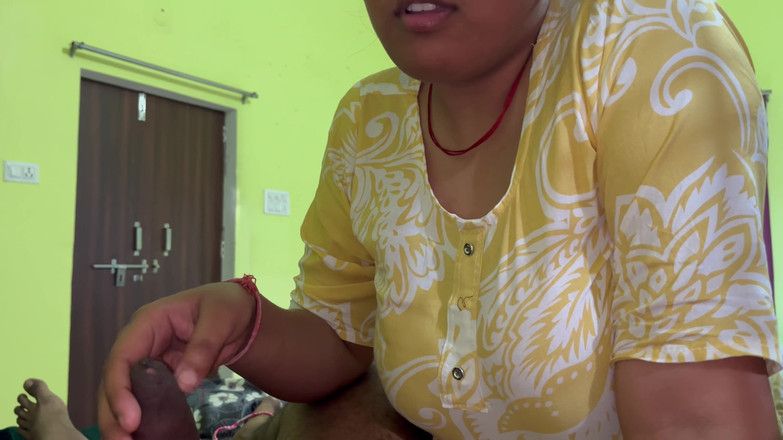 Hotty_ragini: Sorellastra scopata da me, lei vuole 2000 per riparare il suo...