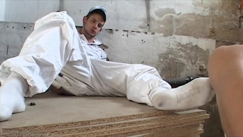 Young Bastards: Basti Winkler的臭袜子