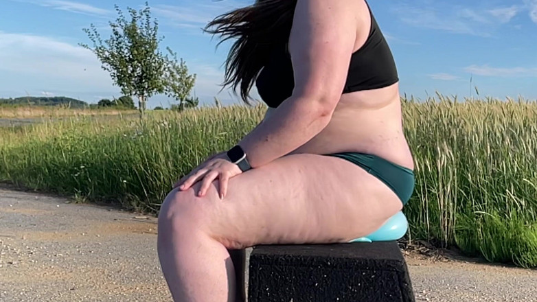 BeachBallsDuo: Outside Underwear Beachball Special! We Have Crushed 11 Beachballs with Our 105...