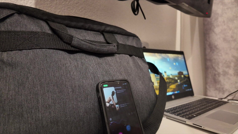 Cruel Maria: Voila Komentář Ce Passe Une Visio Avec Ma Chienne