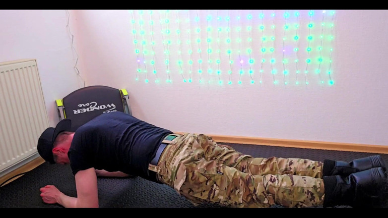 로먼 하트: Yeah Let's Do Some Army Workouts! Sluty Soldier Boy!!!