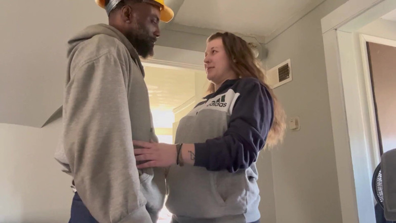 Thekookiejar: Lonely House Wife Fucks Black Guy Working on Her House