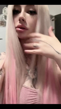 When Evening Falls and the City Is Covered with a Carpet of Stars