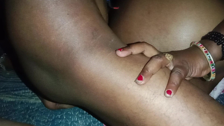 Sexy juli: dorf-bhabhi-sex