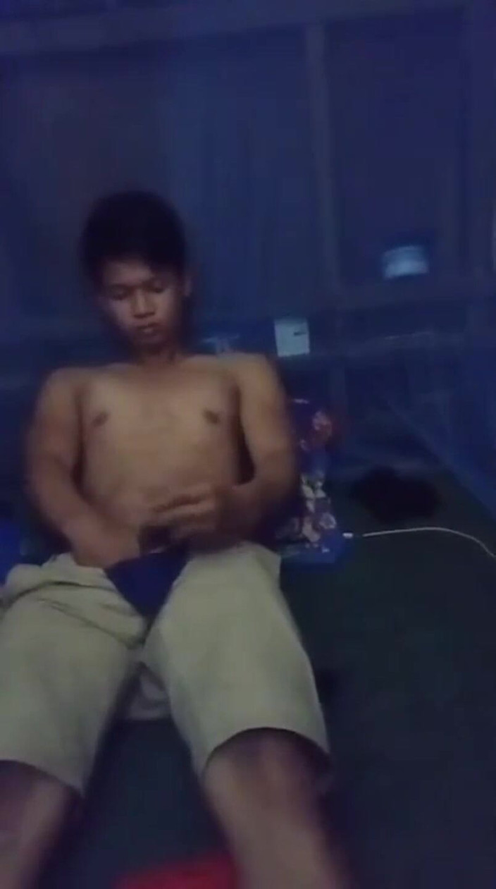 Fleshlab Gay: Virgin Sexy Pinoy Twink Boy Masturbation