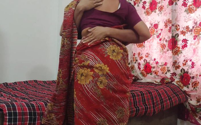 Konika: Indian House Owner Aunty Romantic mode, INDIAN Bhabhi sex with...