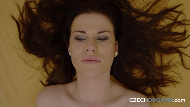Czech Orgasm: 捷克高潮95：摩拉维亚香肠下垂 - 饥渴的嘴唇，爱每一次