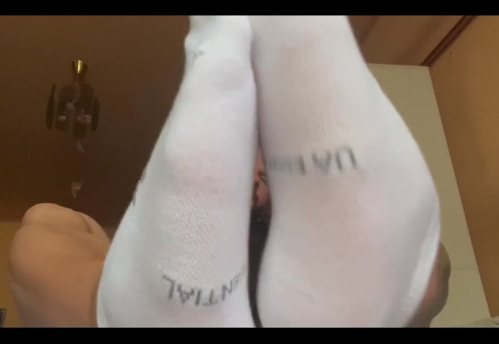 Jasons feet: 靴下を履いたフットコキは好きですか?それとも裸足?それともその両方を少しずつ?