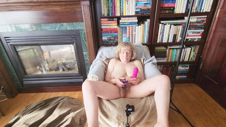 MarieRocks: Mainan seks baru bagian 1