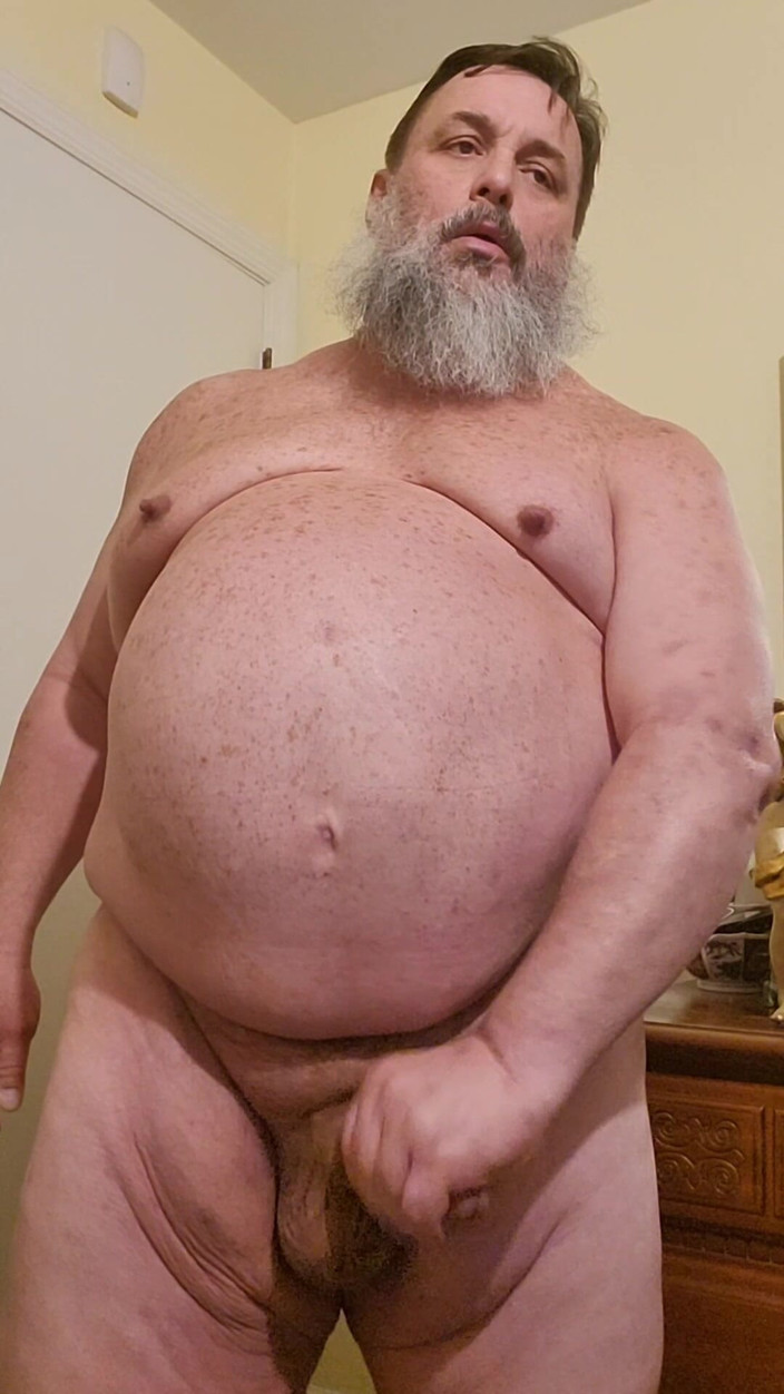 GeneWadexxx: Вітчим Ведмідь Бейтс у вівторок