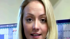 College Uniform: Alana Chase'in yer aldığı röportaj