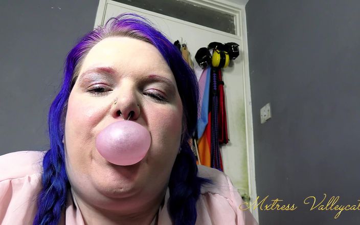 Mxtress Valleycat: Bubble blowing bully memanipulasiMu