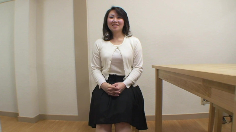 Japan Lust: Next Door Milf Gets Creampie