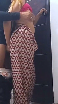 Indian Student Girl Ki Boyfriend Ne Tution Me Jaake Girlfriend Ko Bulake Corner Me Chod Dala